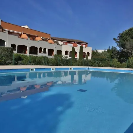 T3 Avec Grand Jardin Prive, Climatisation Et Parking - Fr-1-100-205